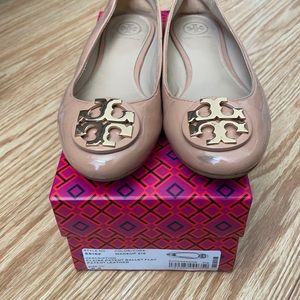 Tory Burch Flats. Nude. 6.5 EUC